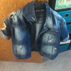 Short sleeve jean jacket